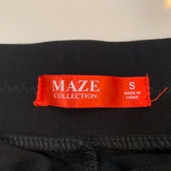 Maze Collection Ponte Leggings - Picture 4 of 4